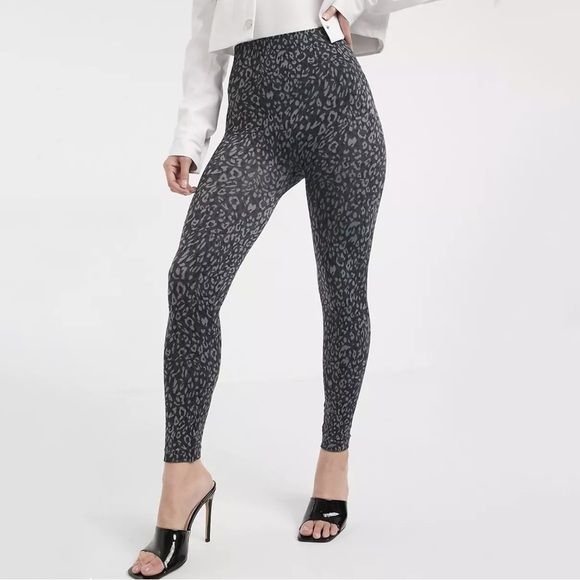 Spanx Look at Me Now Leopard Print Leggings Sz S - Picture 1 of 5